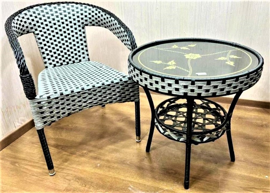 Garden Set (2 chairs + 1 Table)
